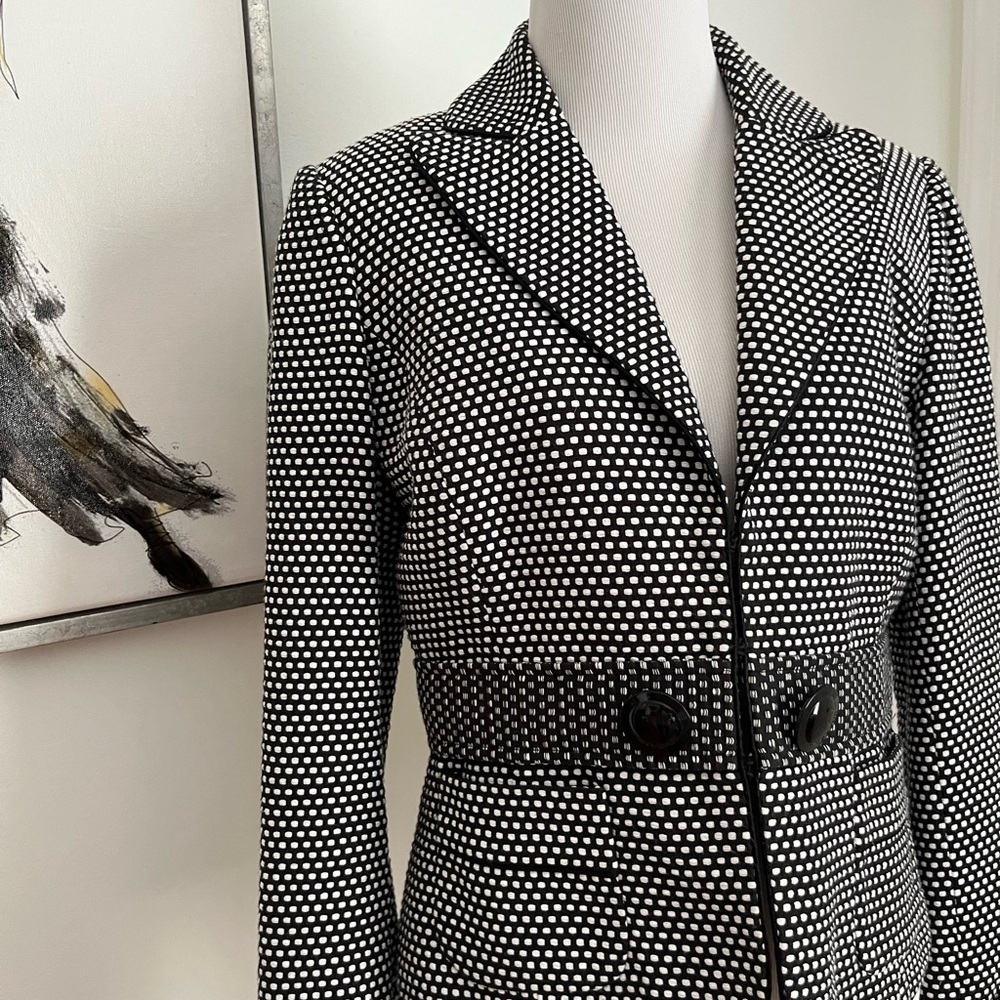 White House Black Market Black & White Print Jacket Size 8
